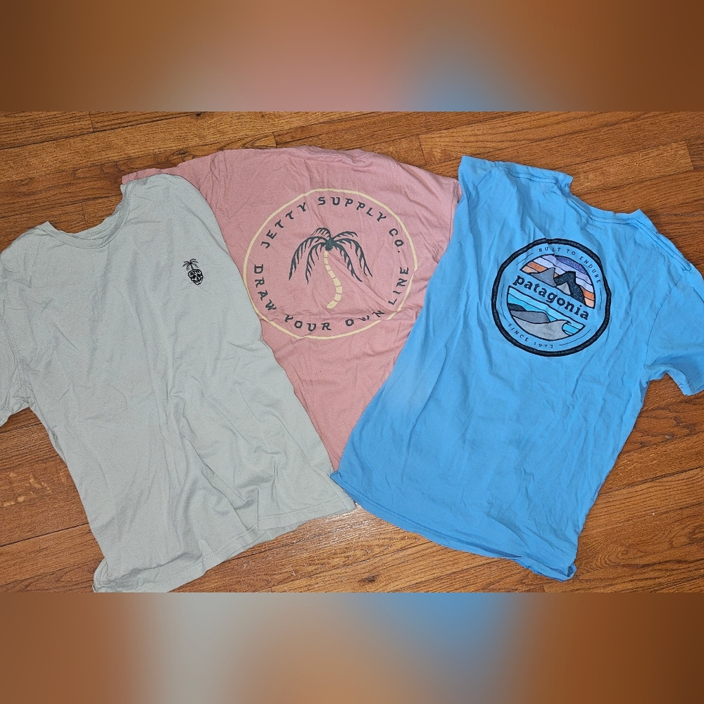 Lot Of 3 T-shirts Size Medium Jetty And Patagonia